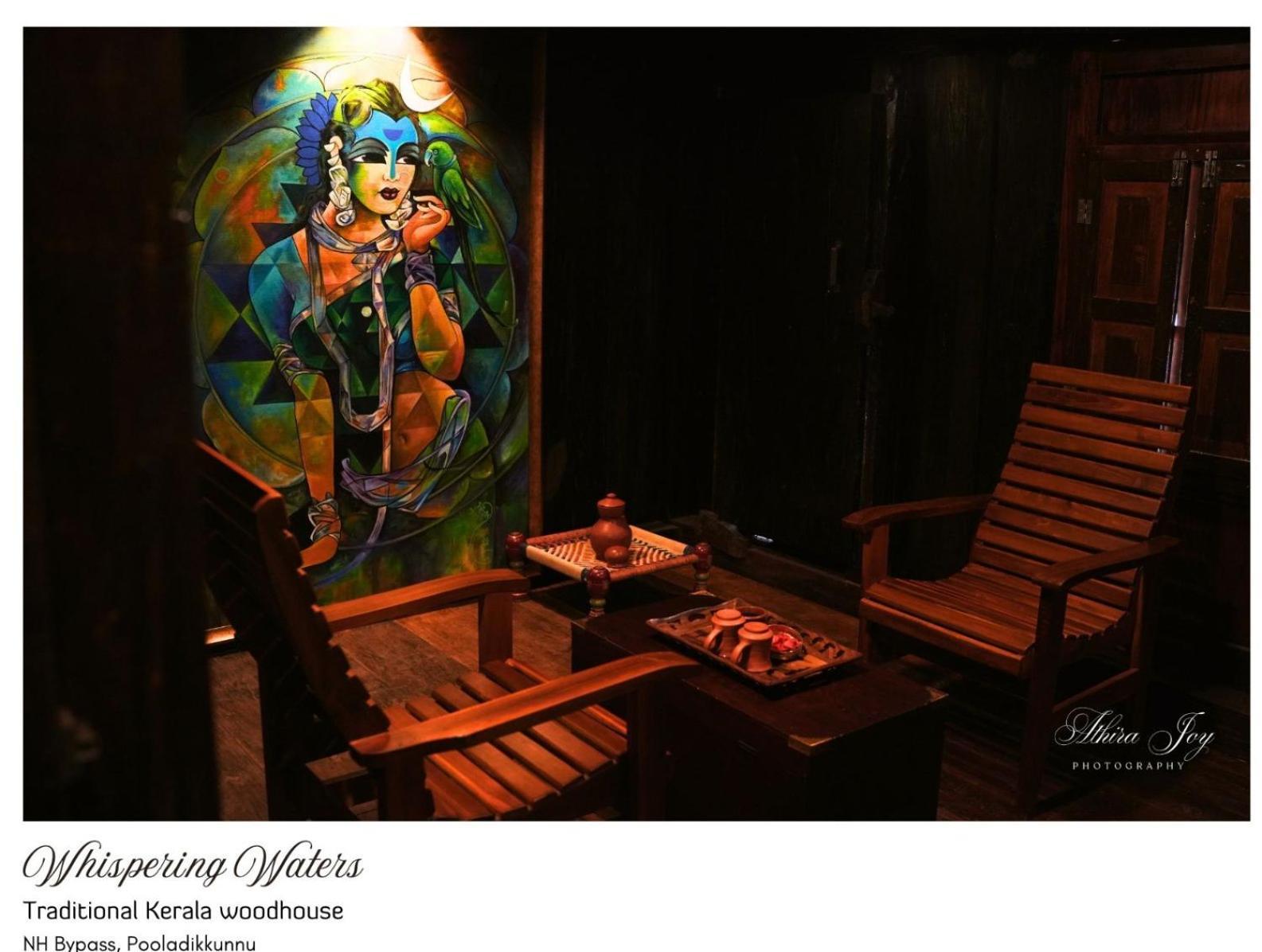 Whispering Waters Villa Кожикод Екстериор снимка